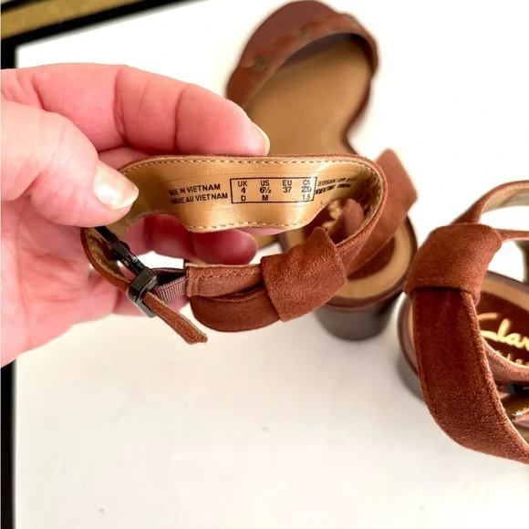 Like new Clarks Brown Ankle Strap Block Heel Sandals - Picture 10 of 11